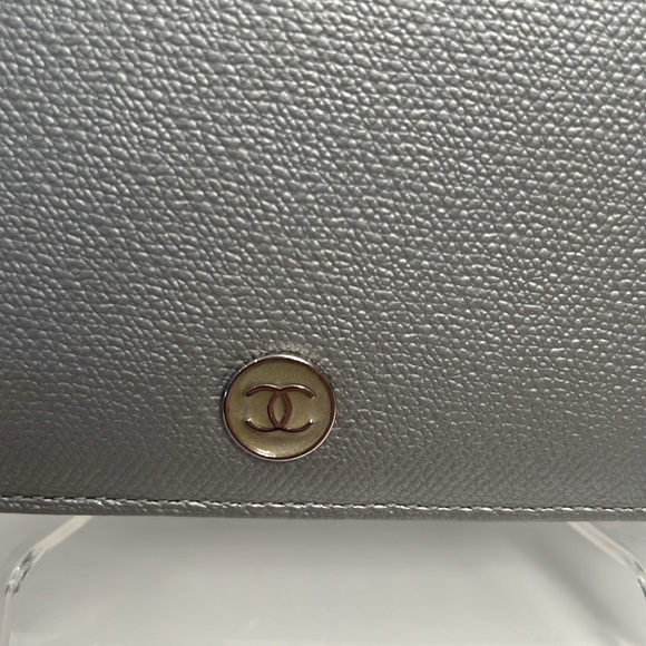 Chanel Silver Long Wallet Authentic 10572753 in Prestine condition - Picture 14 of 16